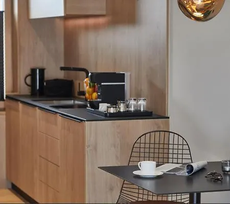 Kaiser 4 Apartment